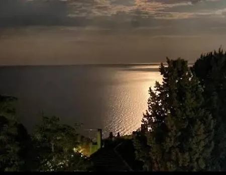 Con Cucina A Centro Con Vista Mare E Su L'etna Casa Muscolino Casa de Férias *