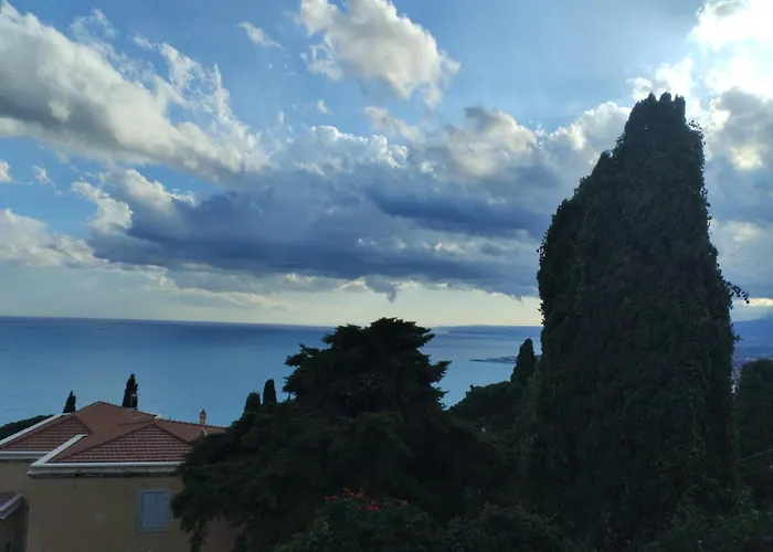 Casa Muscolino Con Vista Mare E Su L'etna Vakantiehuis